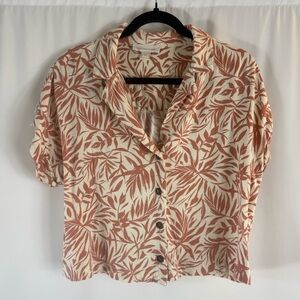 Monteau Leaf Print Shirt Boxy Linen Blend
Boho Resort Button Down Top Size: XL